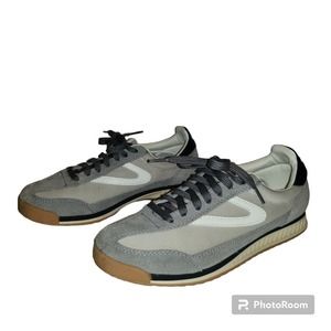 Tretorn Rawlings 2.0 Gray & White Suede Women's Sz 7